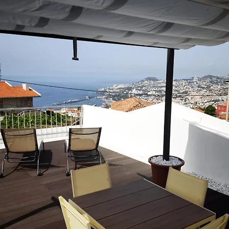 Palheiro's Dreaming View House By Mth * Funchal (Madeira)